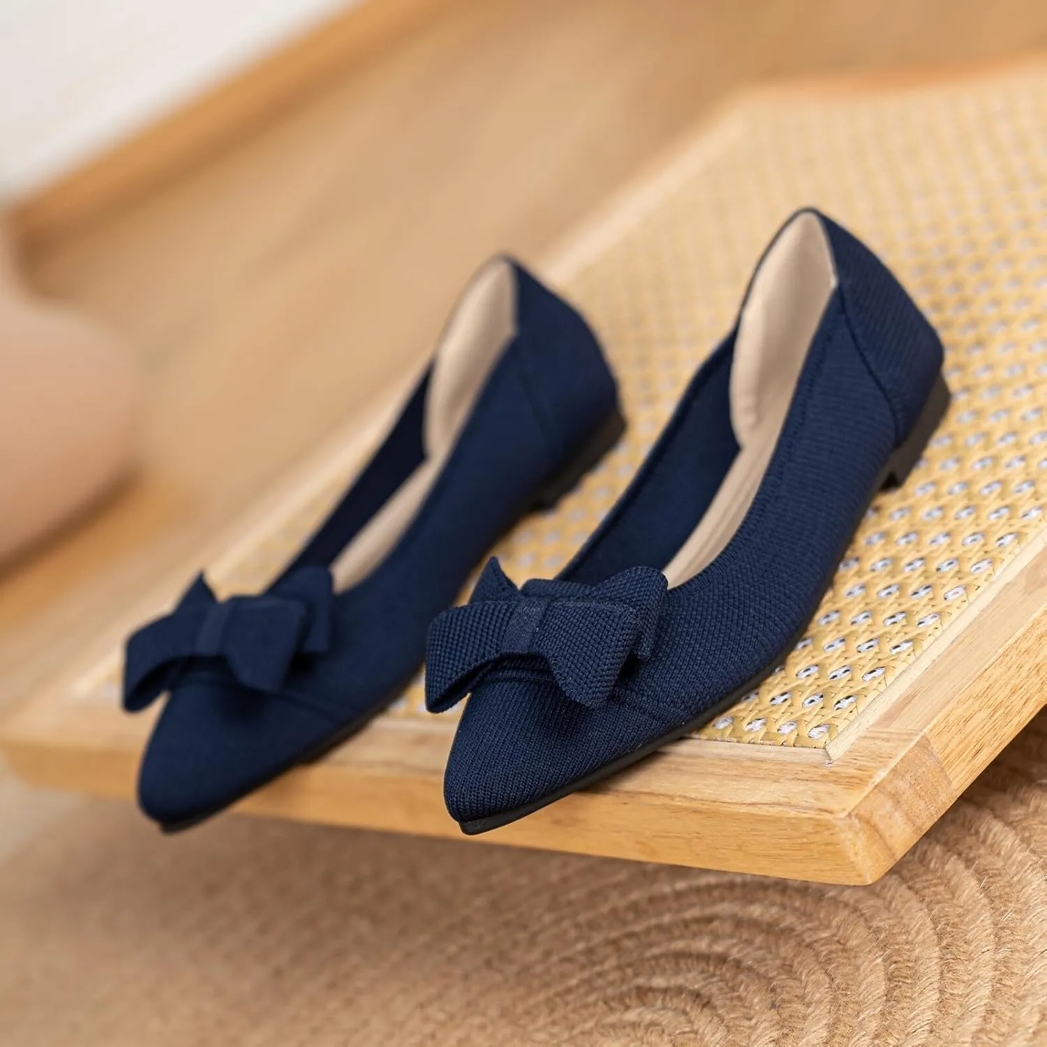 Women's Flats Shoes Comfortable Slip On Shoes Classic Dressy Pointed Toe Bow Knit Ballet Flat